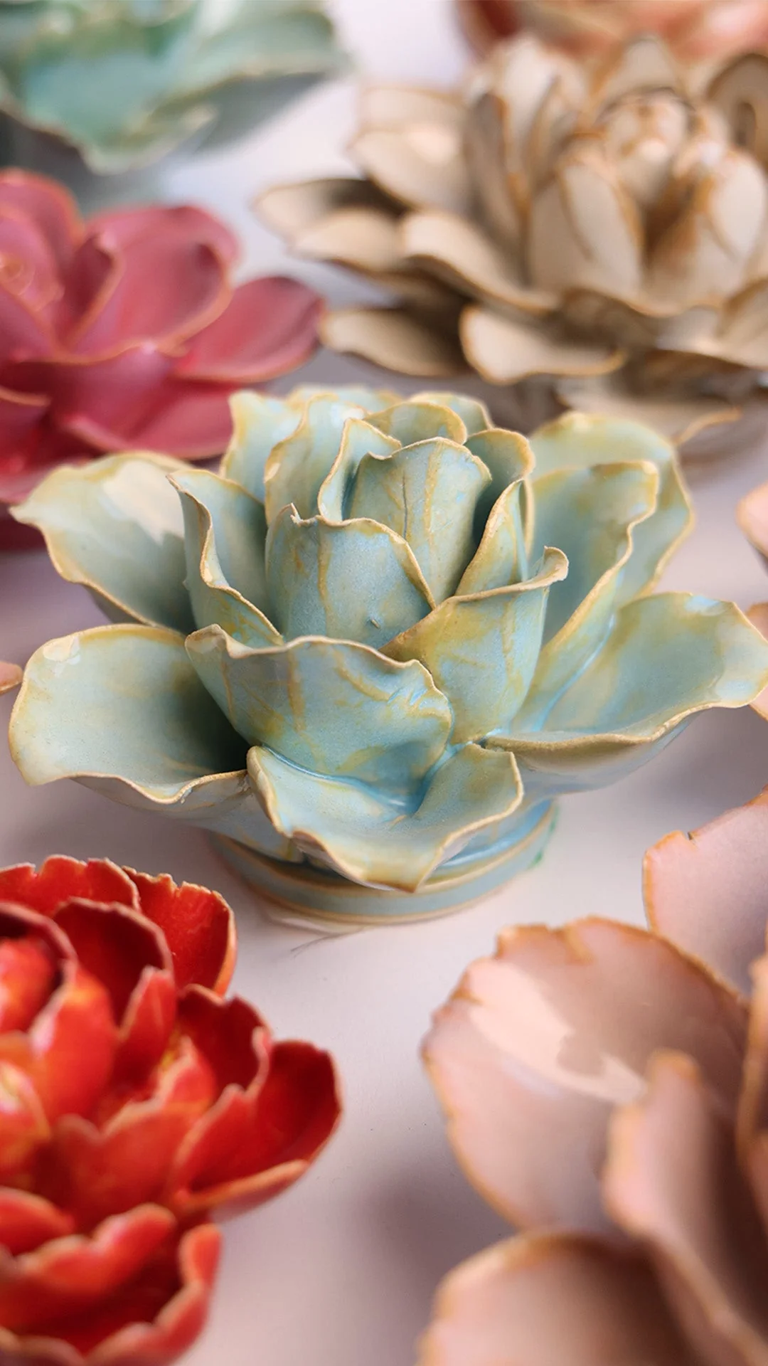 Robin's Egg Blue Stargazer Lily - Image 4