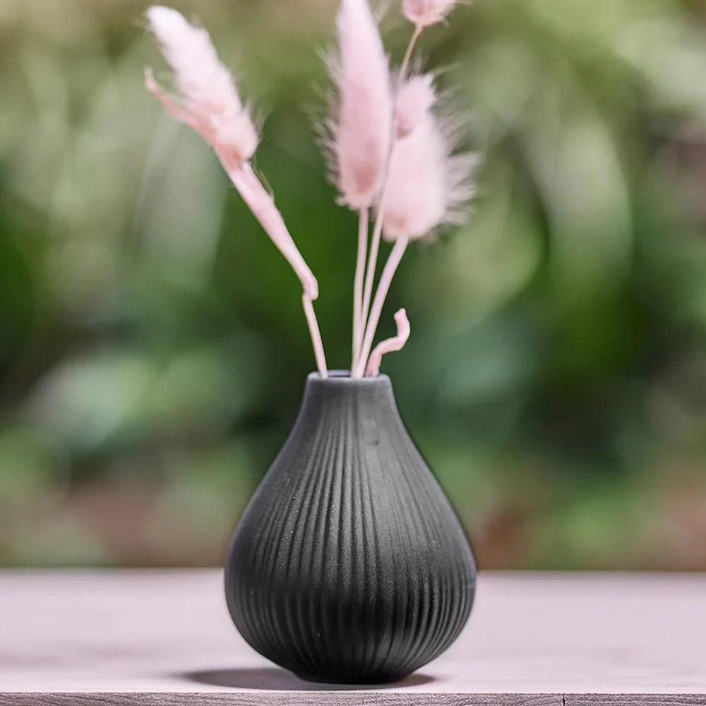 Frost Porcelain Bud Vase For Flowers - Image 10